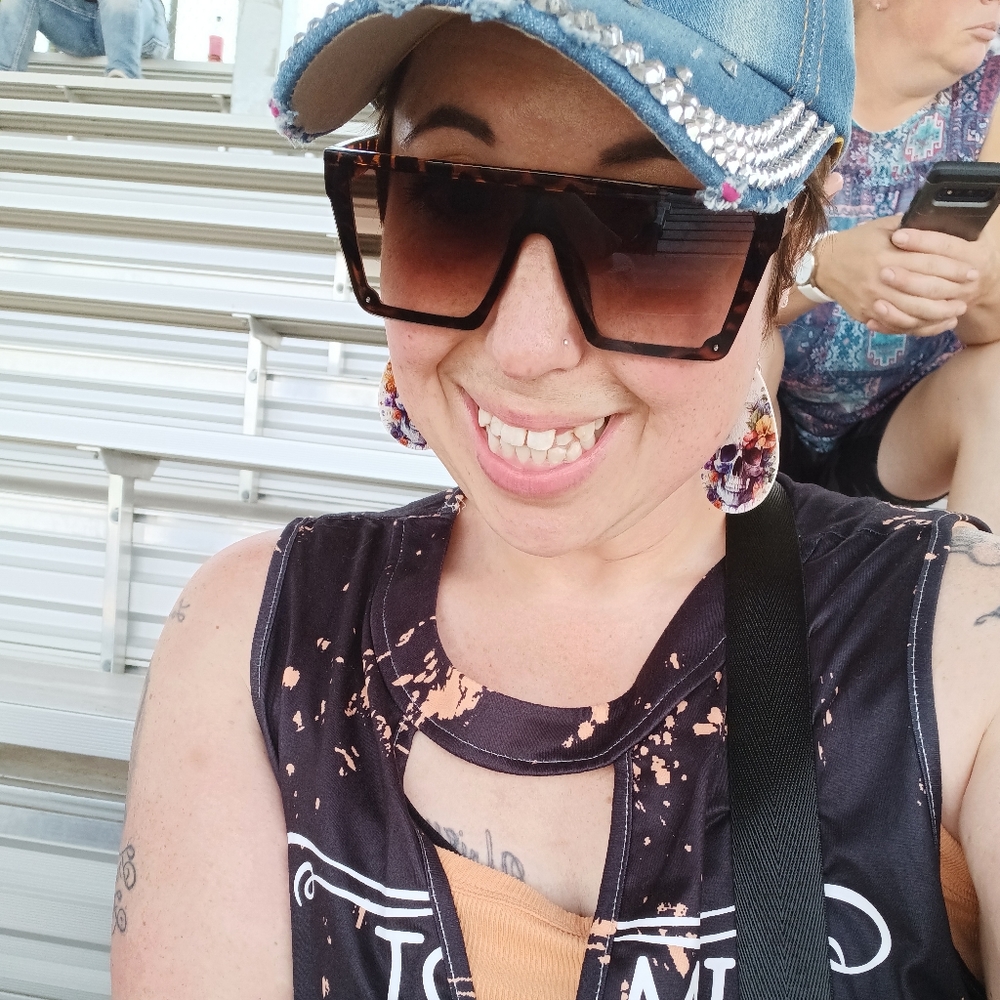 Meet your Posher, Ash